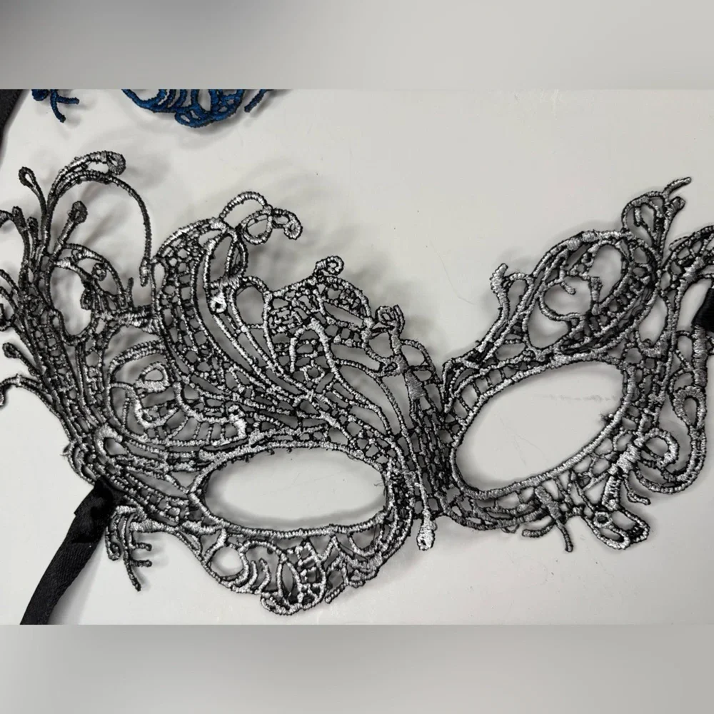 Elegant White Lace Mask 3 pieces